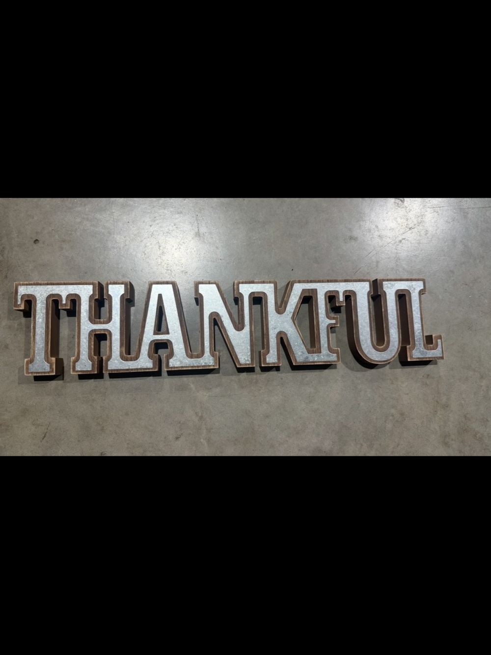 Thankful sign fall decor. Wood and metal. Thanksgiving
